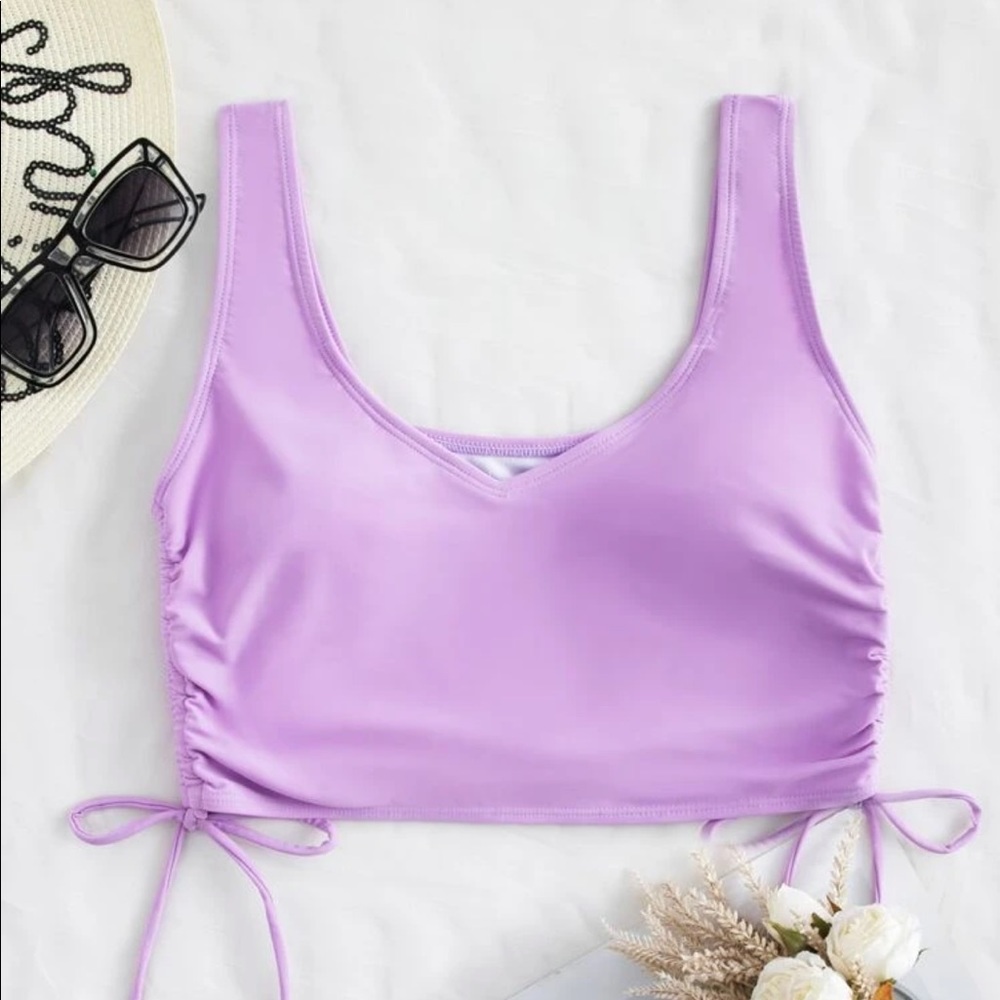 Never worn bathing suit top size M